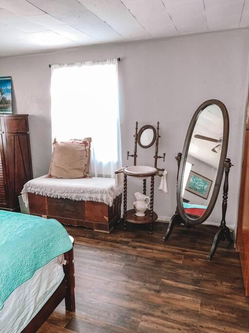 Quiet Farmhouse In The Country Close To Major Theme Parks Ridge Manor エクステリア 写真