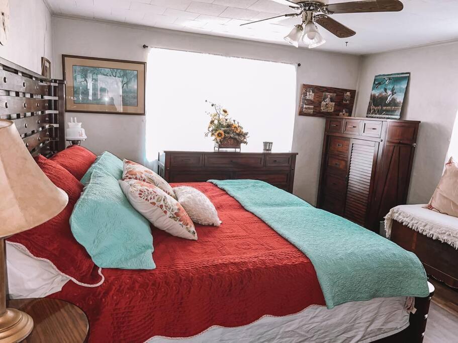 Quiet Farmhouse In The Country Close To Major Theme Parks Ridge Manor エクステリア 写真